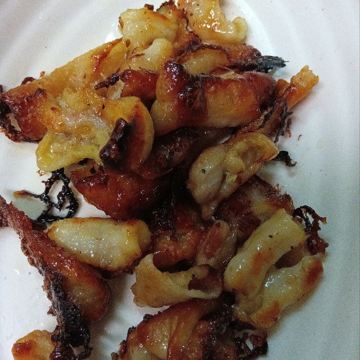 鶏皮のカリカリ焼き